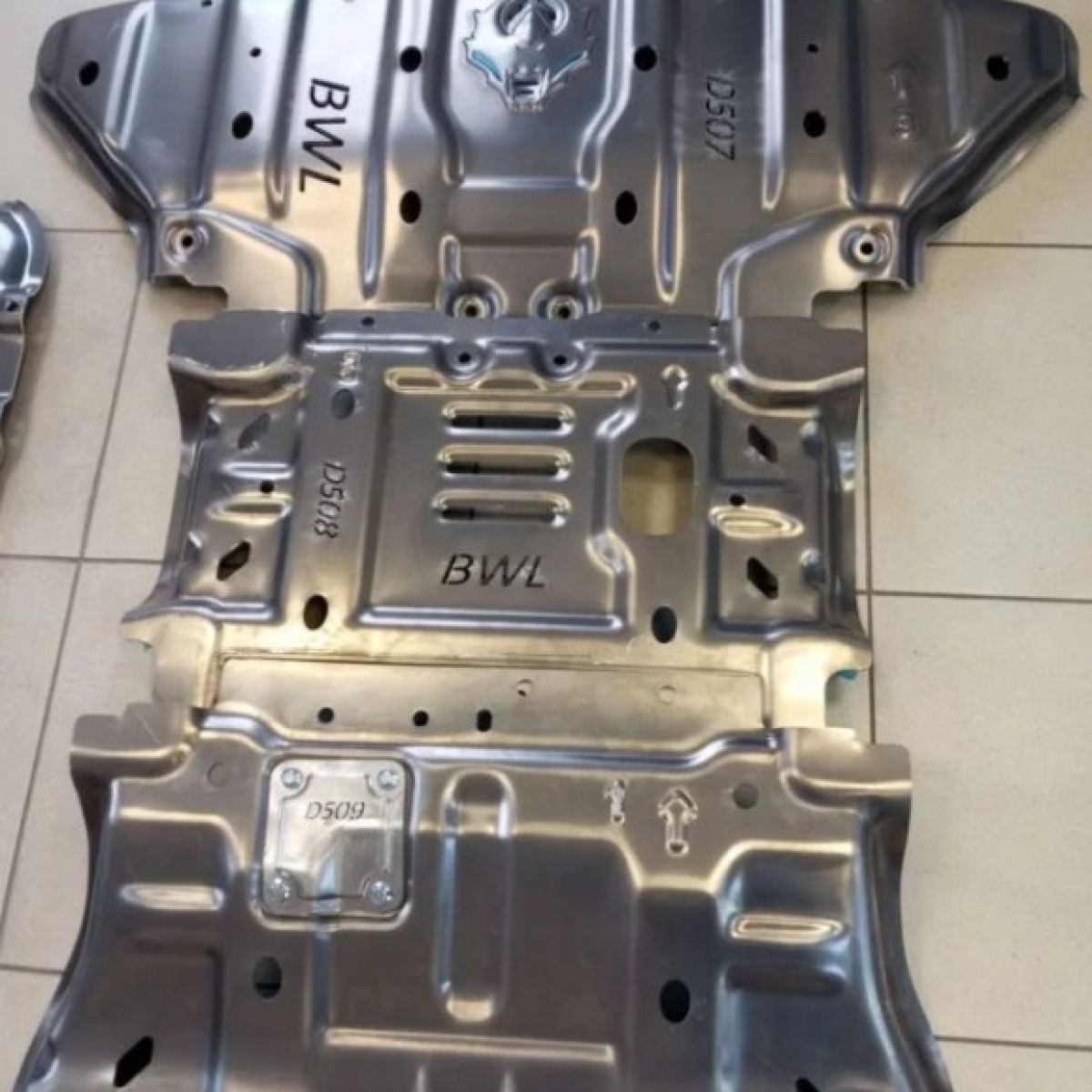 Защита днища Dodge Ram 1500 TRX (алюминий,комплект) 68709206AA