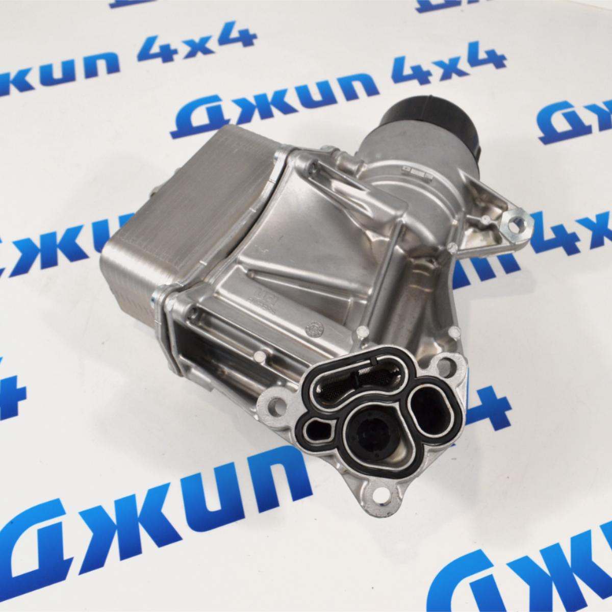 Маслянный радиатор (теплообменник) в сборе с фильтром Dodge Ram DT 3.0CRD 68511102AA