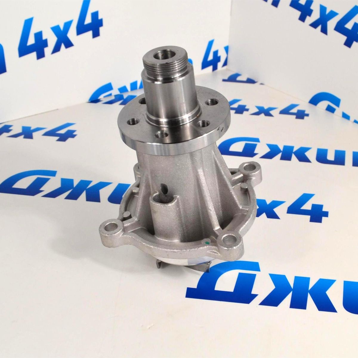 Помпа системы охлаждения Range Rover/Range Rover Sport V3.6TD LR008863