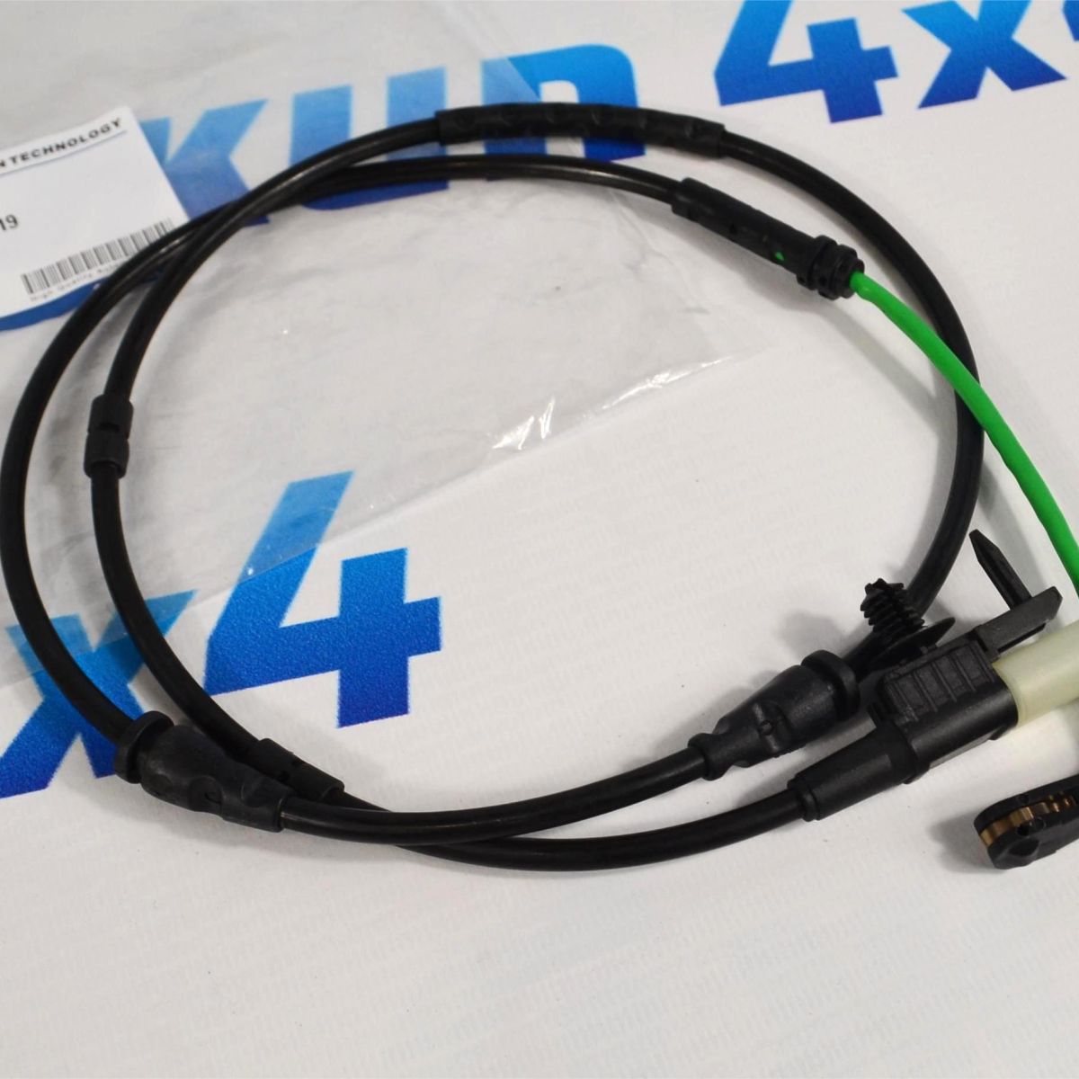 Датчик износа передних тормозных колодок Land Rover Discovery Sport L550/Range Rover Evoque L551 LR115019