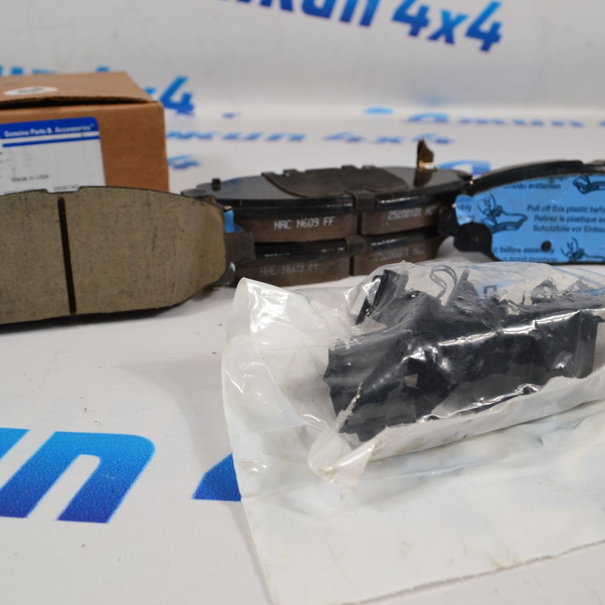 Колодки тормозные задние Jeep Wrangler JL 2018-2023 68386838AD