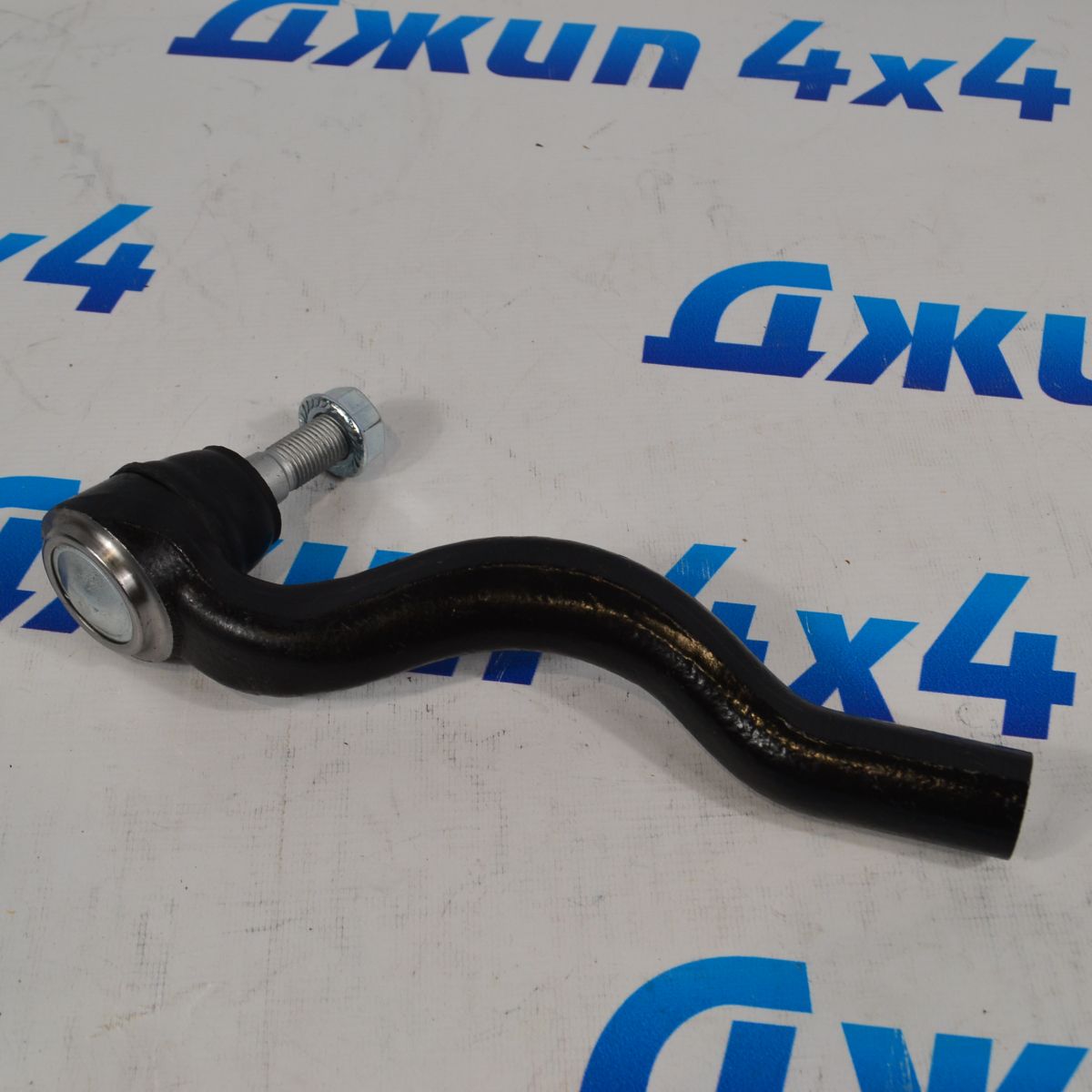 Наконечник рулевой левый Jeep Grand Cherokee WK2 68069647AB