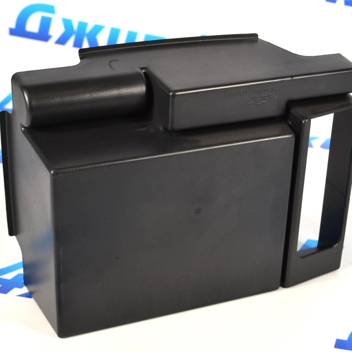 Кейс в подлокотник Range Rover Sport L494 LR044750