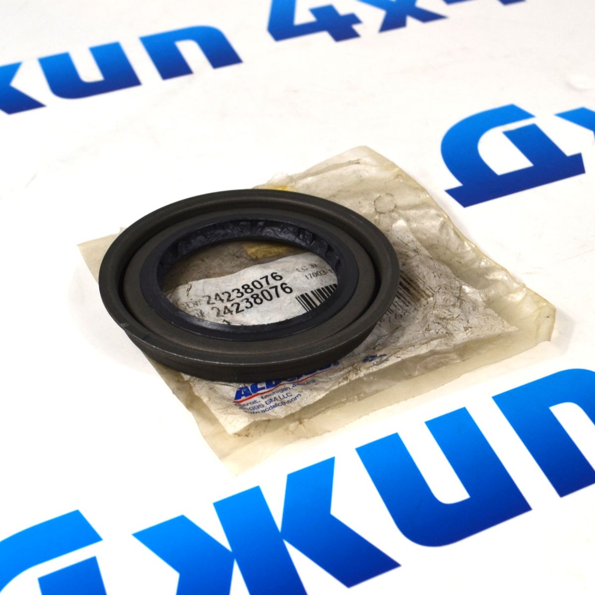 Сальник выходного вала АКПП 6L80 Cadilllac Escalade/Chevrolet Tahoe 24238076