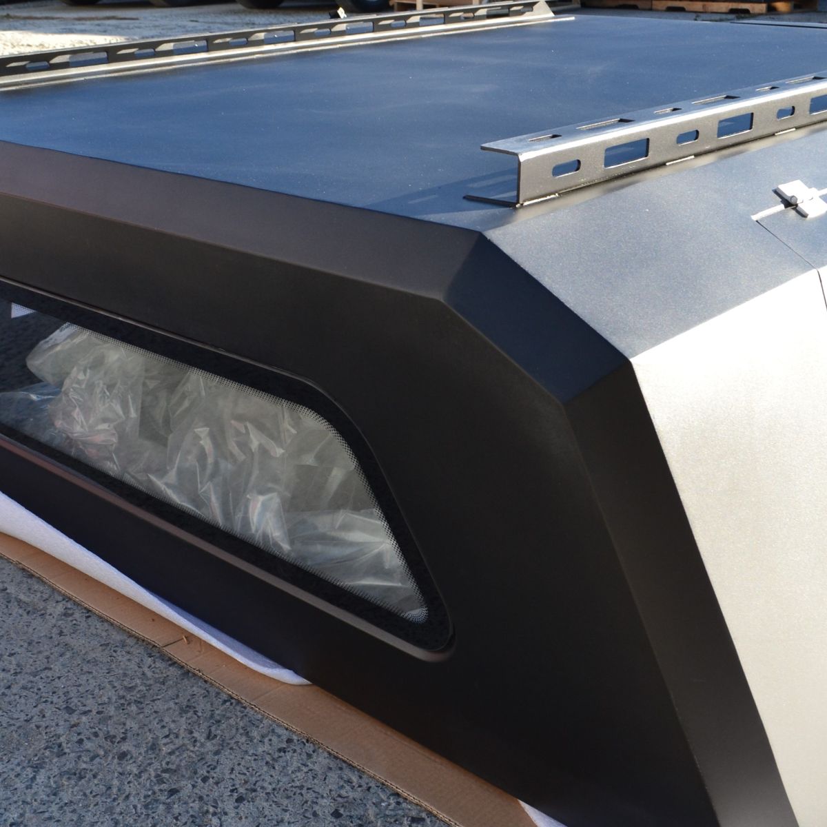 Кунг Dodge Ram 1500/Ram 2500 00001019