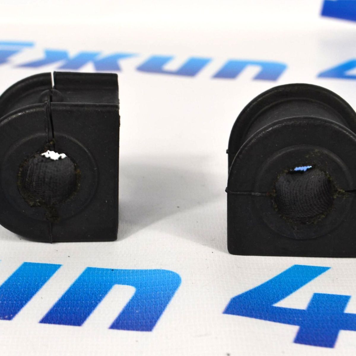 Втулка заднего стабилизатора Dodge Ram 1500/Dodge Nitro KA/Jeep Cherokee KK 52125391AC