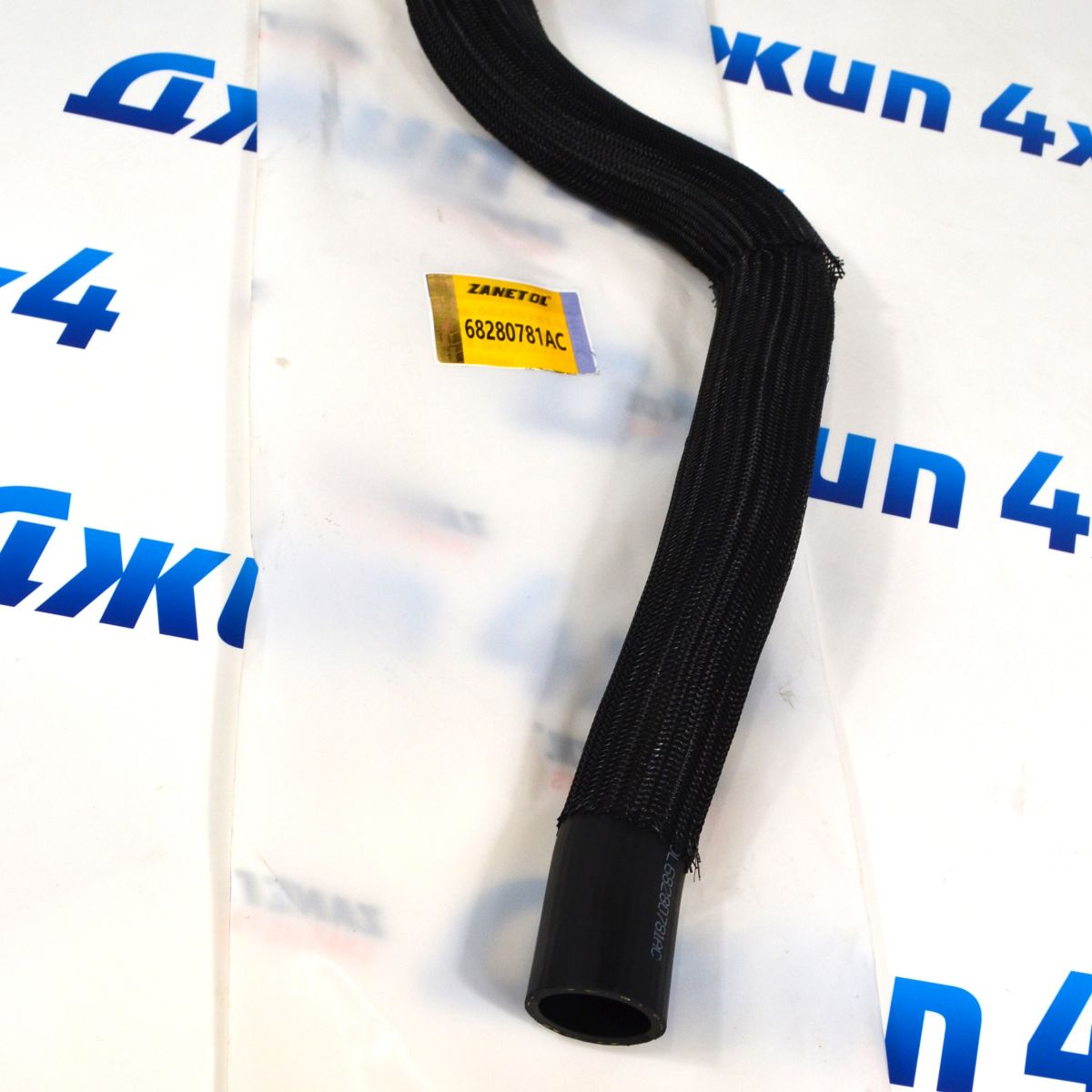 Патрубок системы охлаждения Jeep Wrangler JL V2.0T 68280781AC