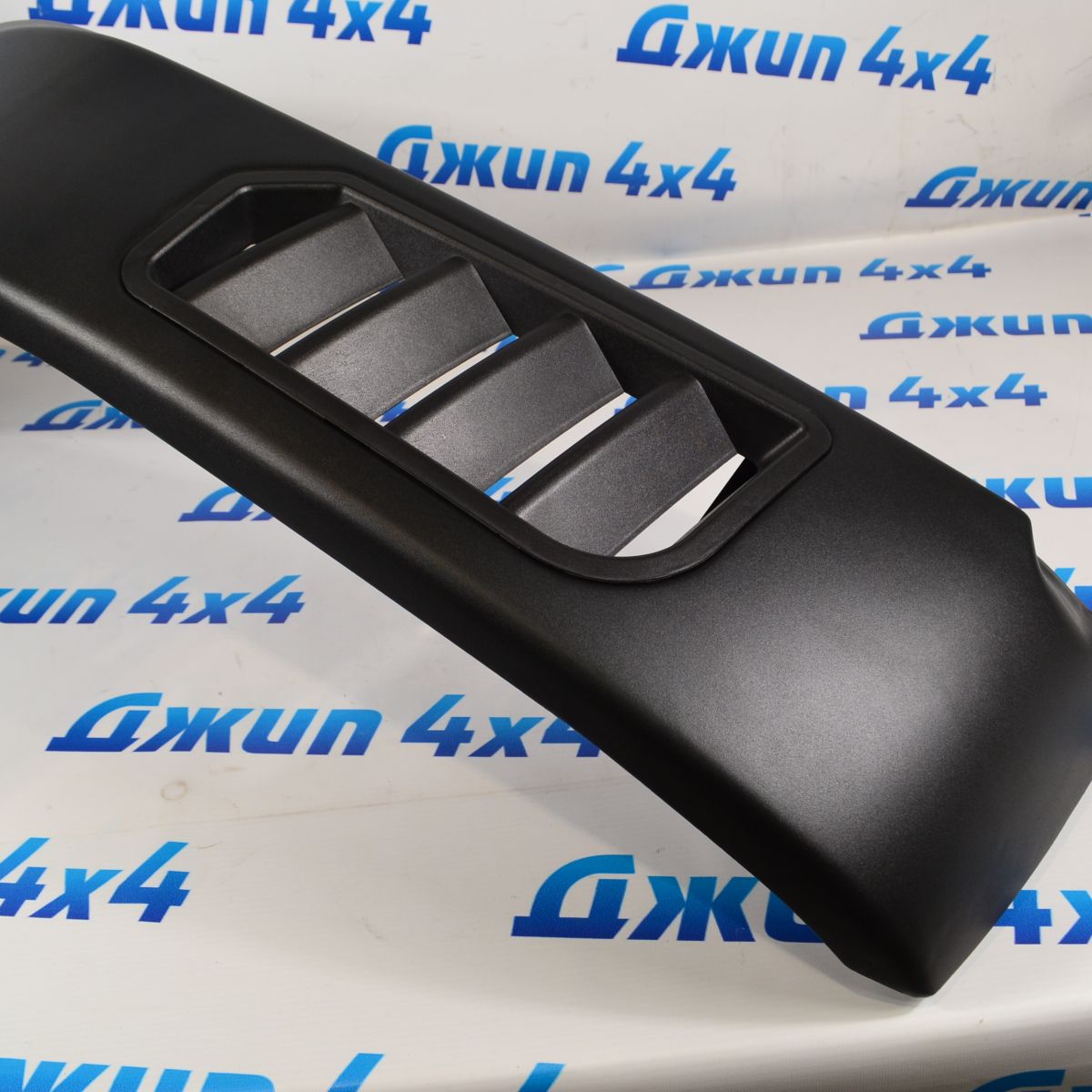 Высокие крылья Jeep Wrangler JL (алюминий) 82215155AA