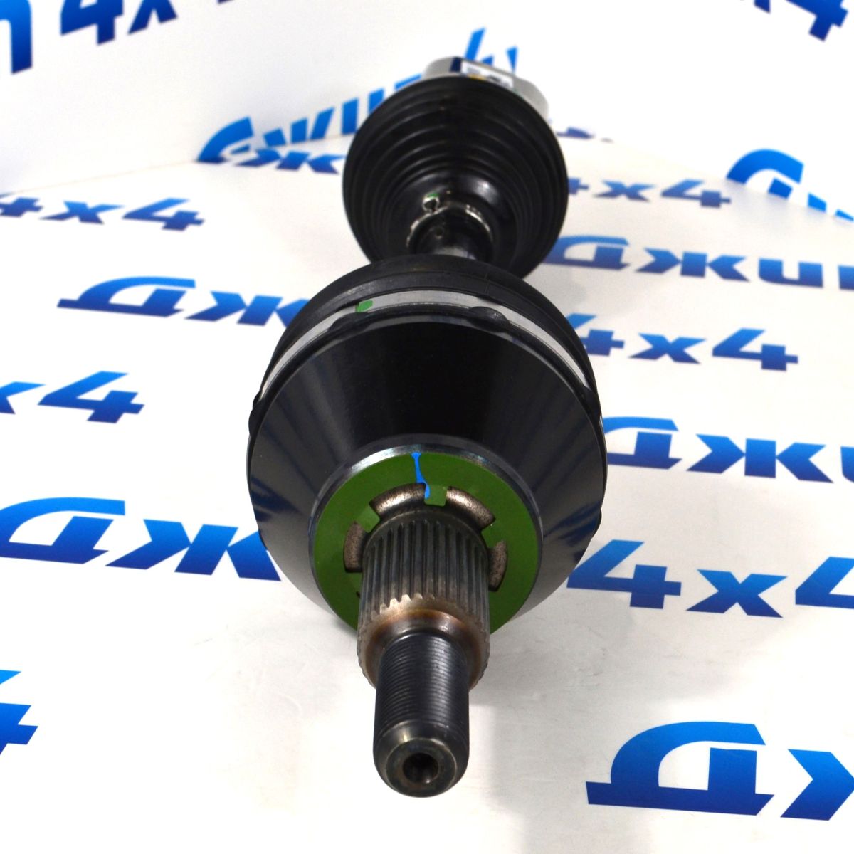 Привод передний Dodge Ram 1500 DT (после 15 марта 2021 года) 68537122AA