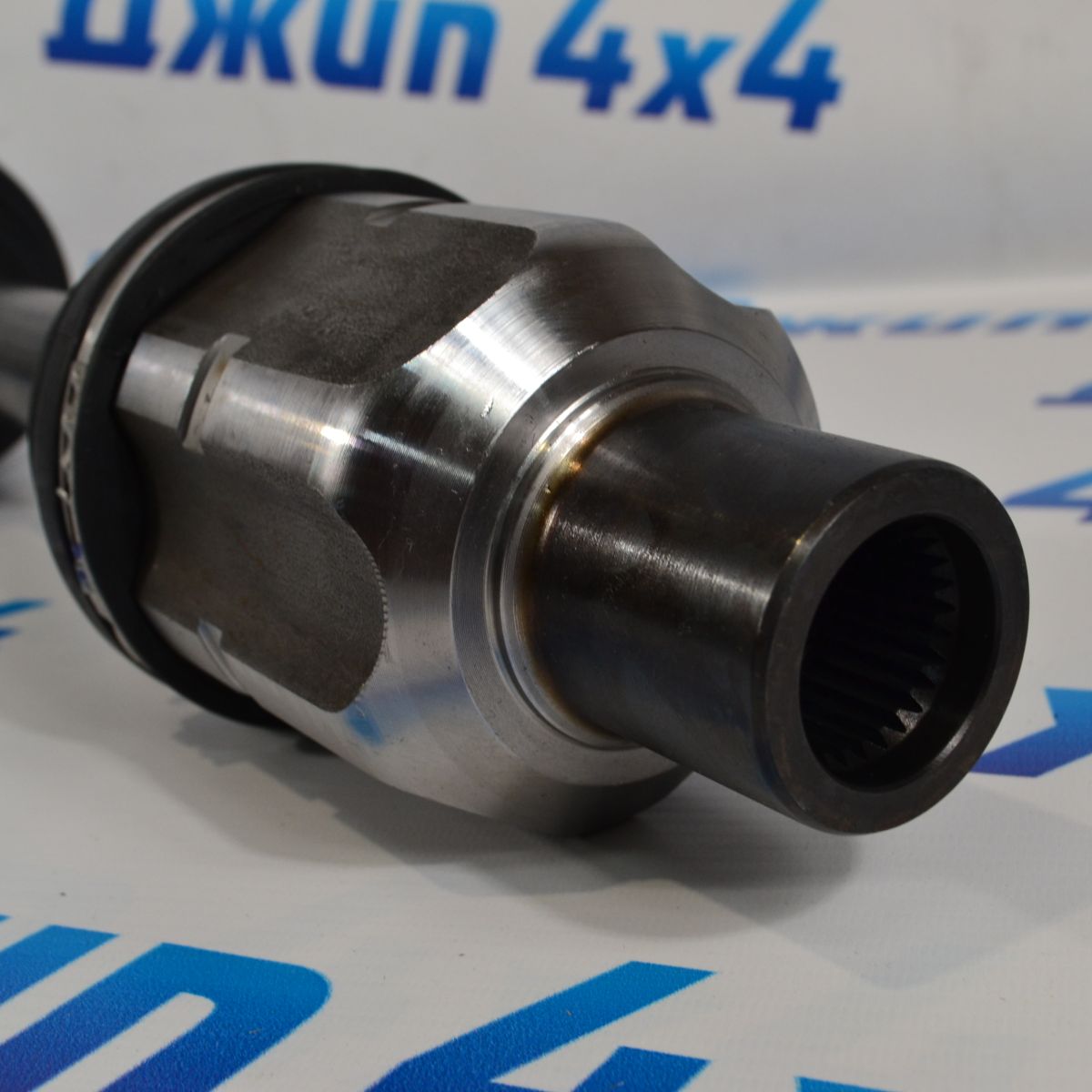Привод передний правый-левый Dodge Ram 1500 DS 2012-2013 68028398AC