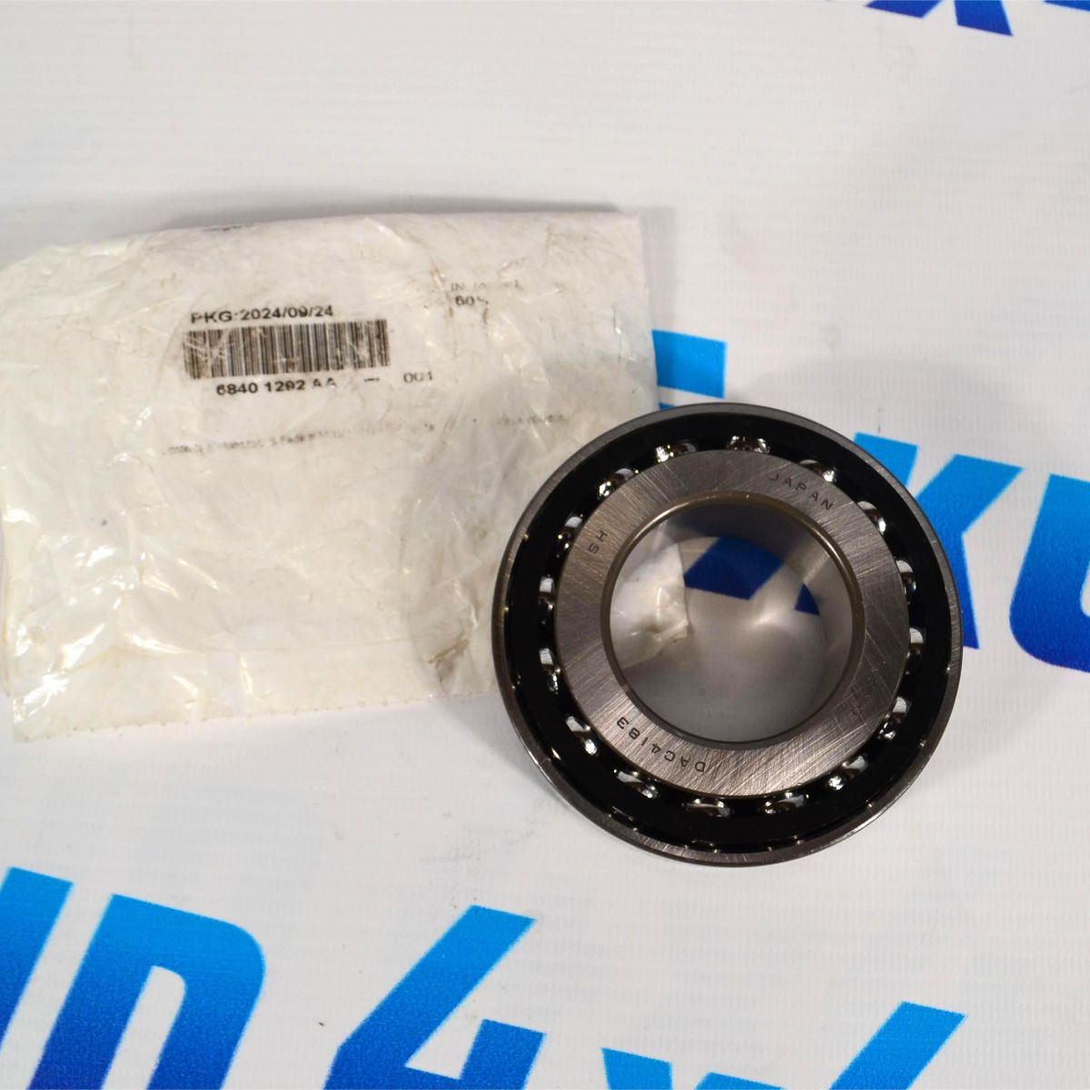 Подшипник хвостовика дифференциала Jeep Wrangler JL/Jeep Gladiator JT (внешний) 68401292AA