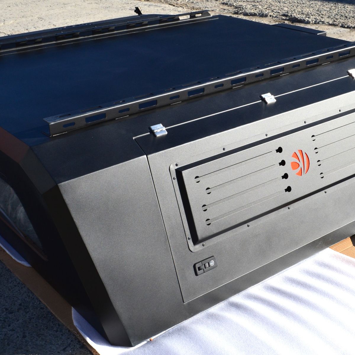 Кунг Dodge Ram 1500/Ram 2500 00001019