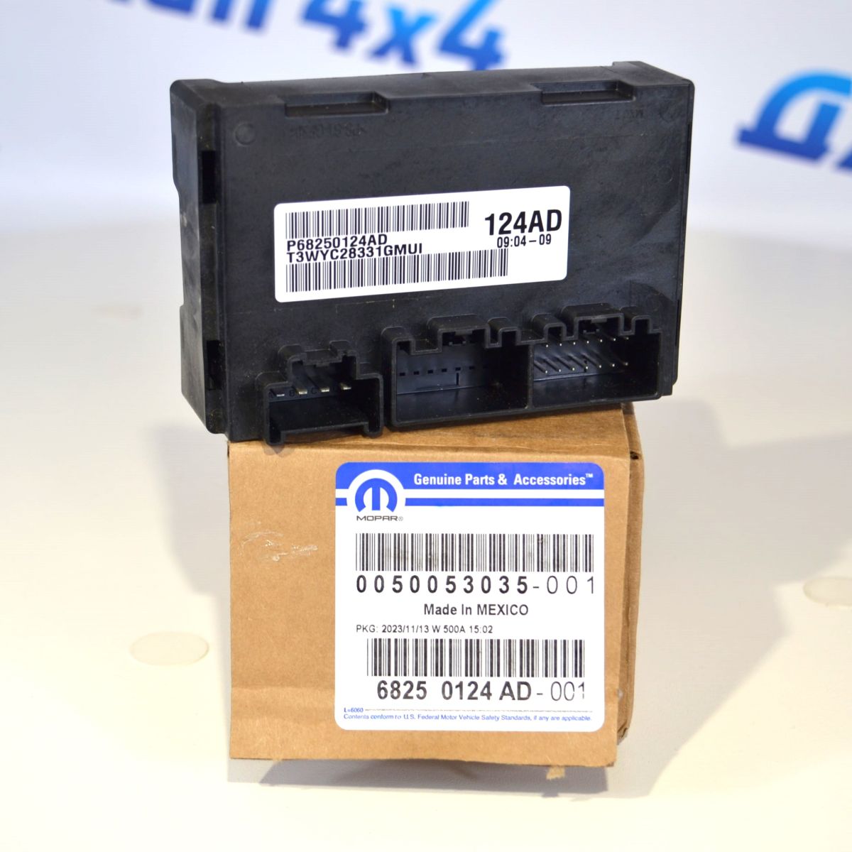Блок управления РКПП Jeep Grand Cherokee WK2 68250124AD