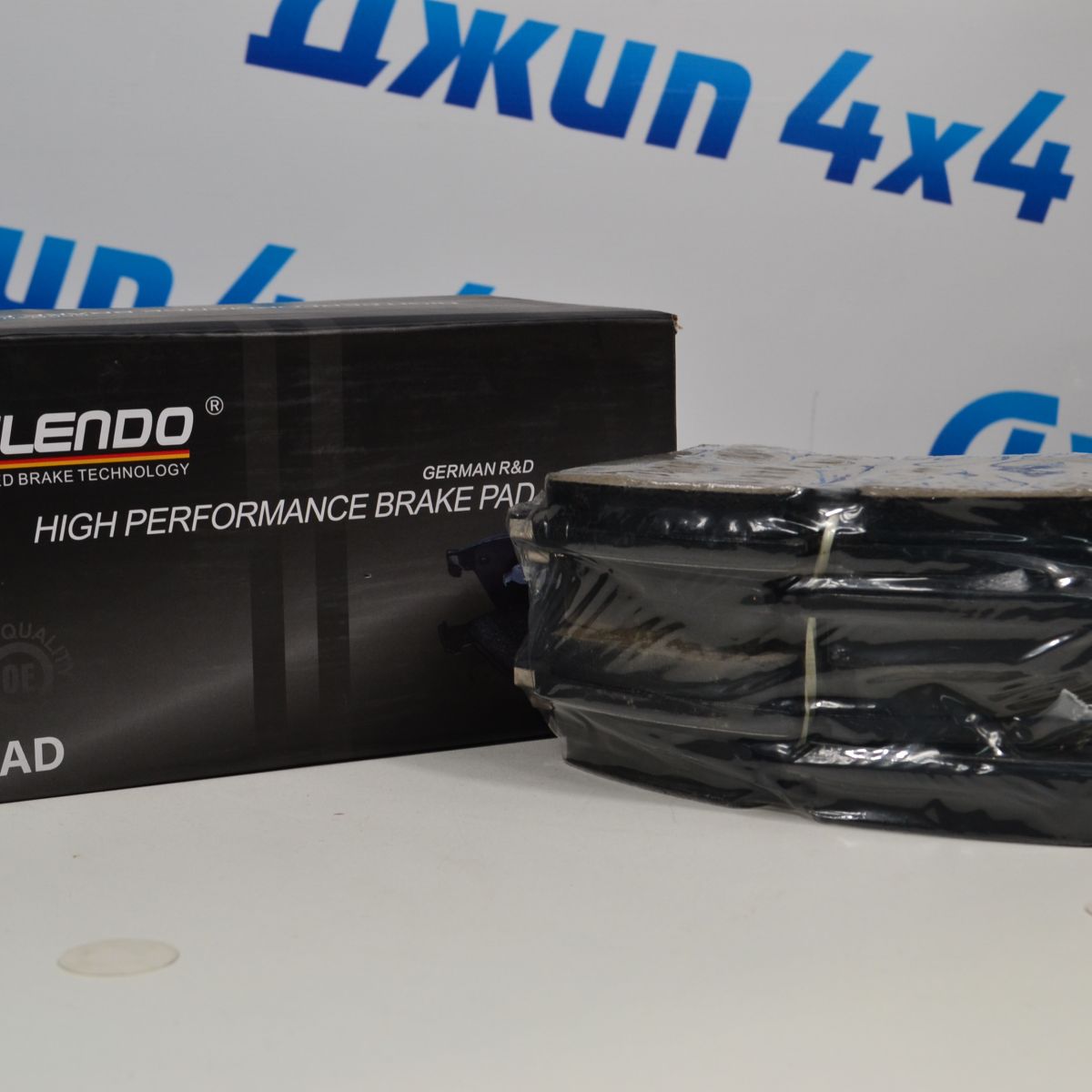 Колодки тормозные передние Land Rover Discovery Sport L550/Range Rover Evoque L551 LR140696