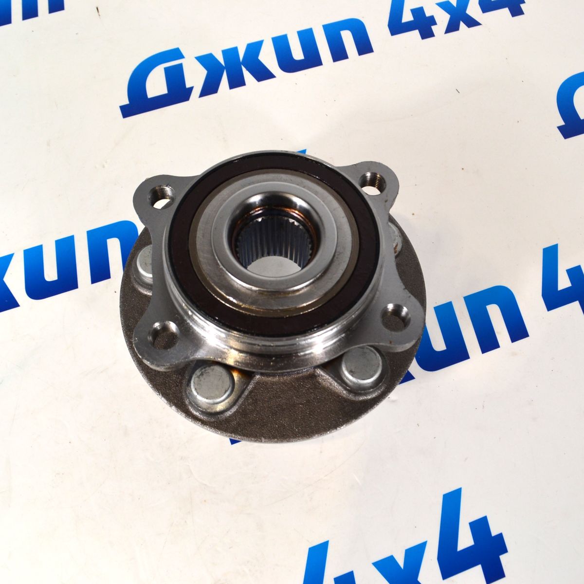 Ступичный узел задний Jeep Grand Cherokee WL 68346852AA