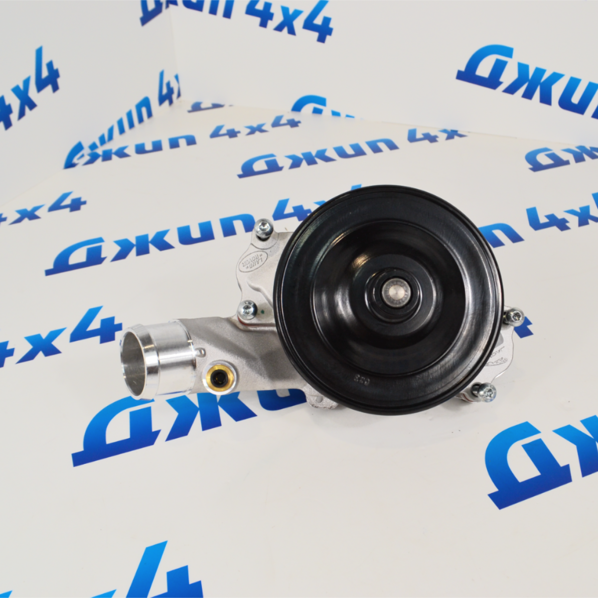 Помпа системы охлаждения Land Rover Defender/Land Rover Discovery/Range Rover/Range Rover Sport LR097165