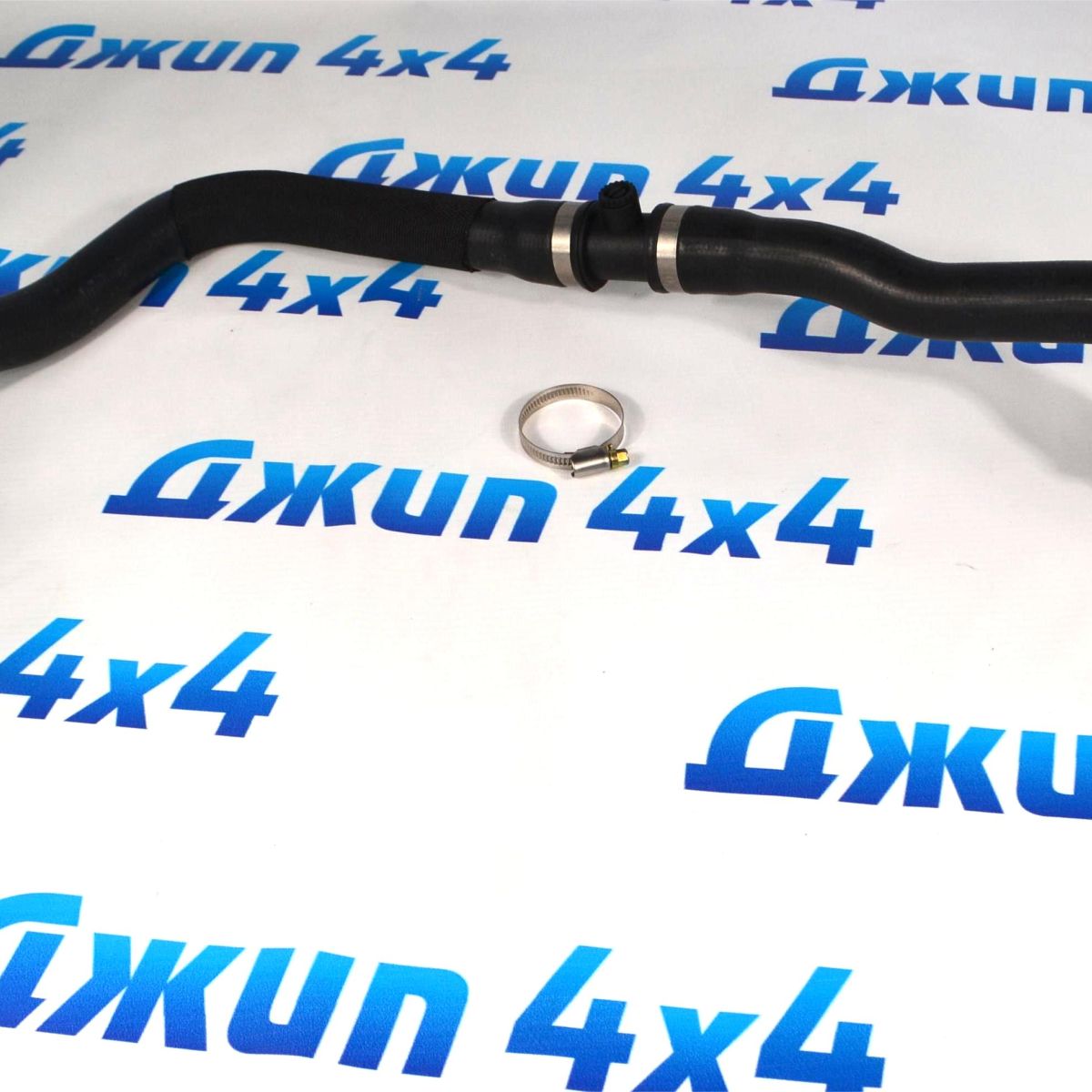 Патрубок радиатора Land Rover Discovery Sport/Range Rover Evoque/Land Rover Freelander (верхний) LR032347