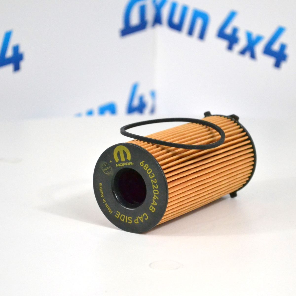 Фильтр масляный Jeep Wrangler JK/Jeep Cherokee KK/Dodge Nitro KA V2.8CRD 68032204AB