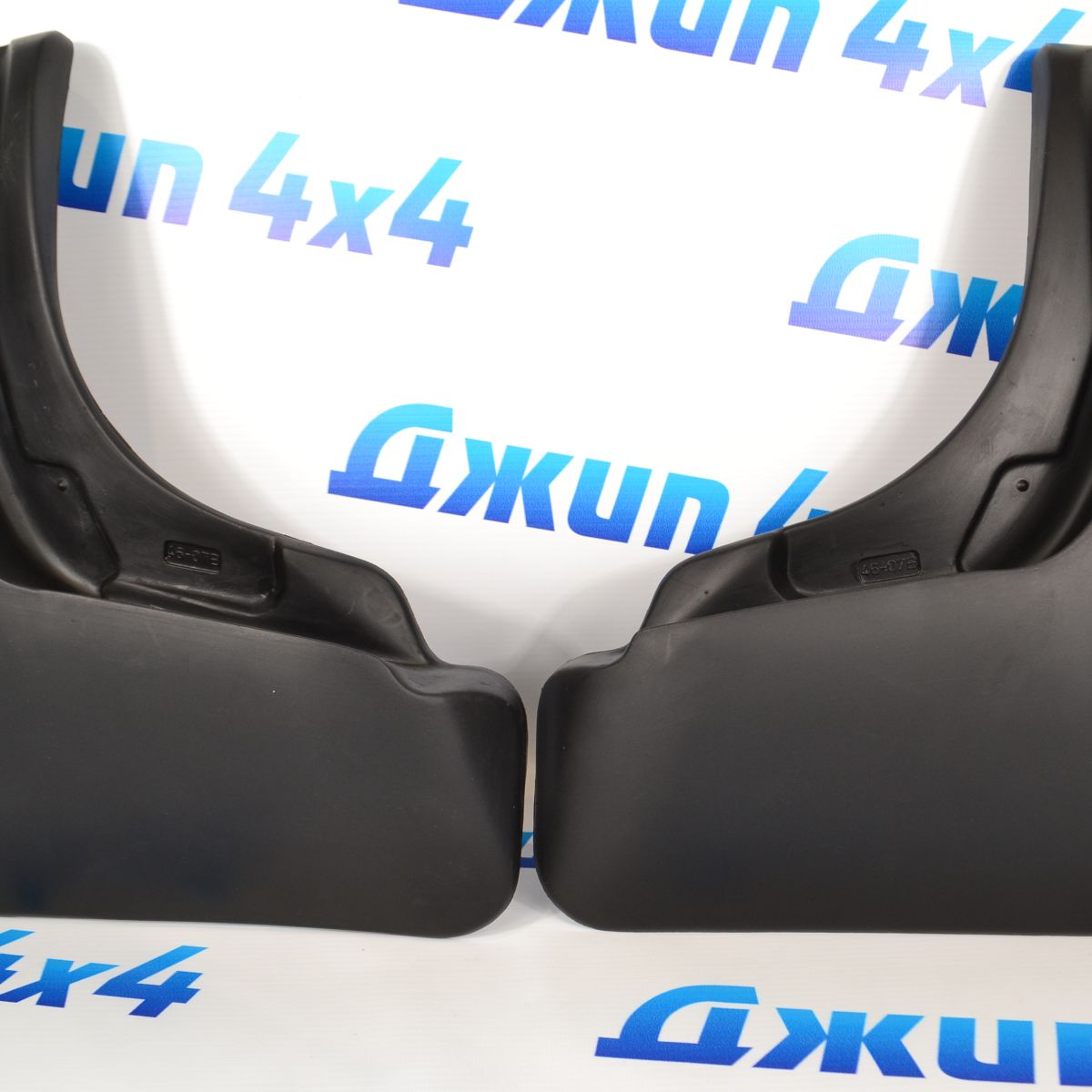 Брызговики задние Land Rover Discovery Sport 2014-2019 VPLCP0312