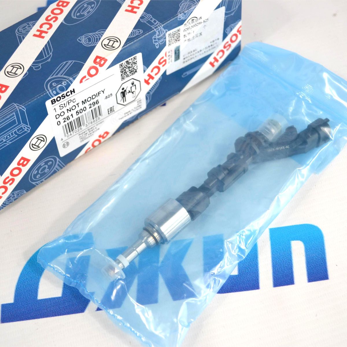 Форсунка топливная Land Rover/Range Rover/Jaguar V3.0SC LR041652