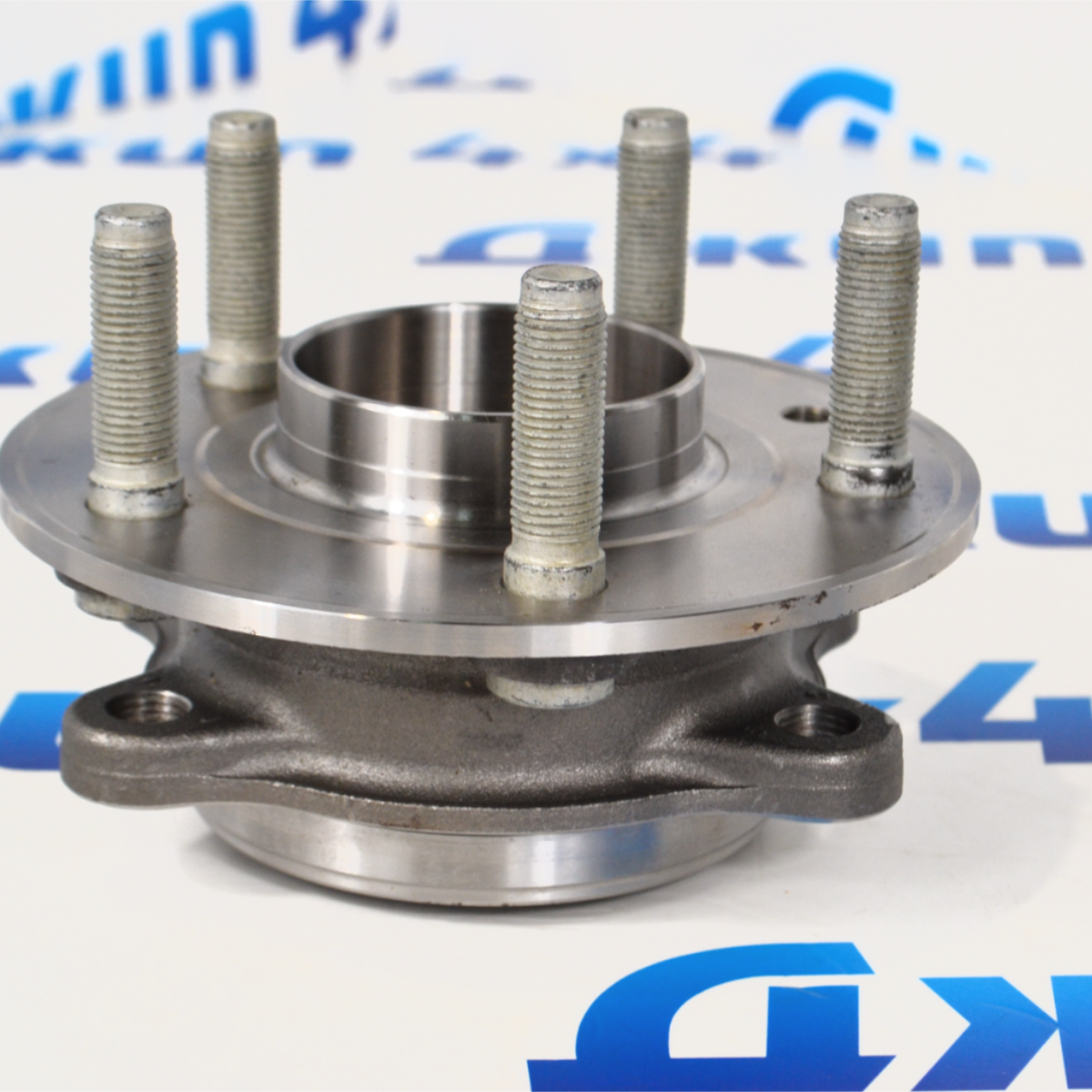 Ступичный узел задний Jeep Grand Cherokee WL 68346852AA