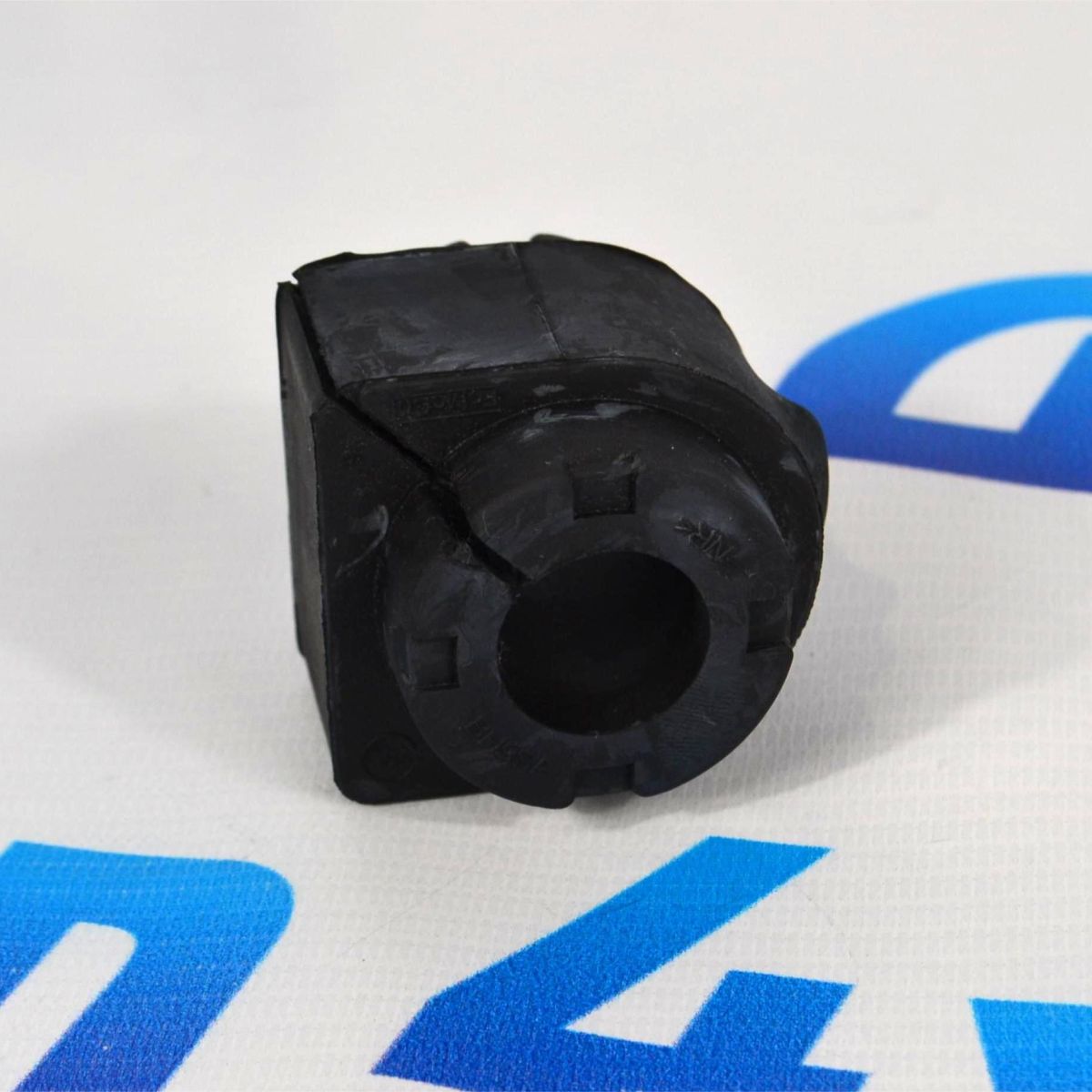 Втулка  переднего стабилизатора Range Rover Evoque 2011- LR005649