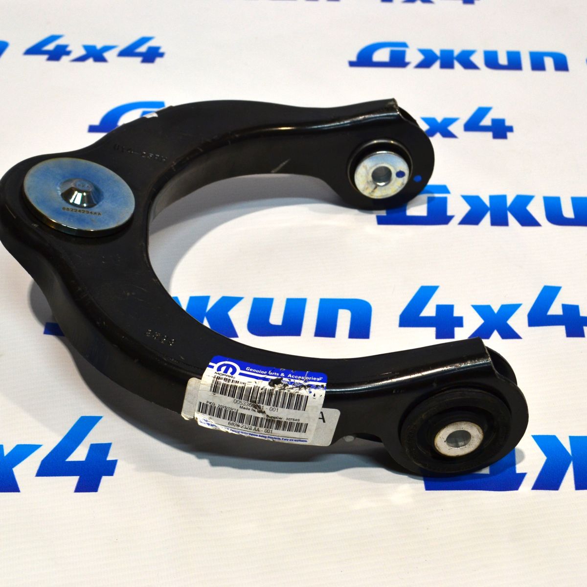 Рычаг передний верхний Jeep Grand Cherokee WK2 (правый) 68282328AA