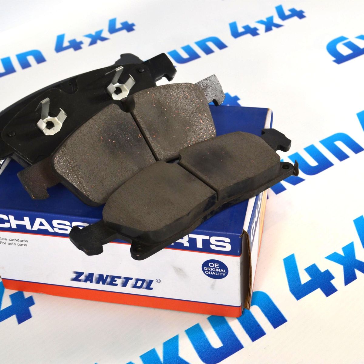 Колодки тормозные передние Jeep Grand Cherokee WK2/Dodge Durango WD 68052369AA