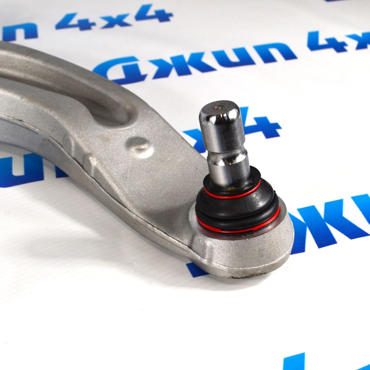 Рычаг передний нижний Chrysler Pacifica (правый) 05274642AA