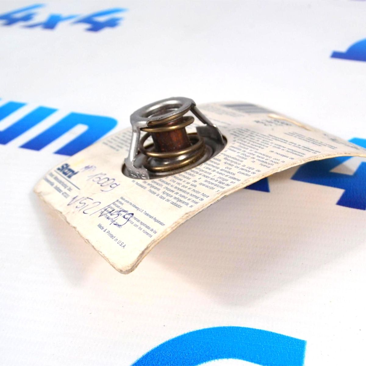 Термостат Jeep Cherokee/ Grand Cherokee/Ford Mustang 1983-2003 52028185AC