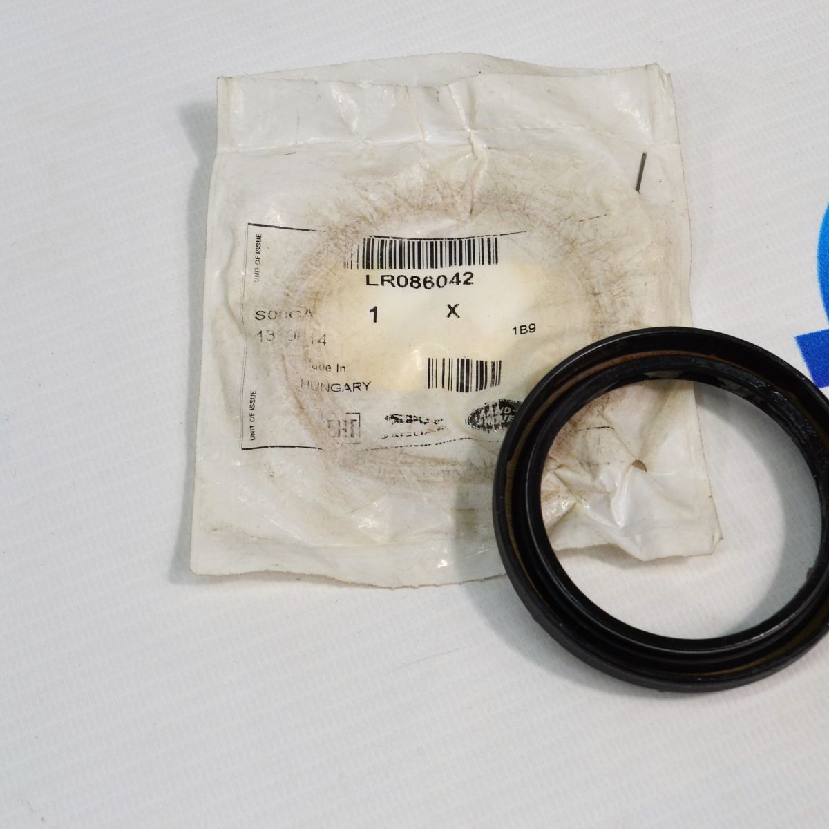 Сальник РКПП на задний карданный вал Range Rover L405/Range Rover Sport L494 LR086042