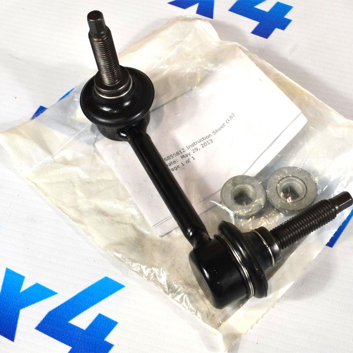 Тяга переднего стабилизатора Jeep Grand Cherokee WK2 SRT8/Dodge Durango WD SRT8 (правая) 68091836AB