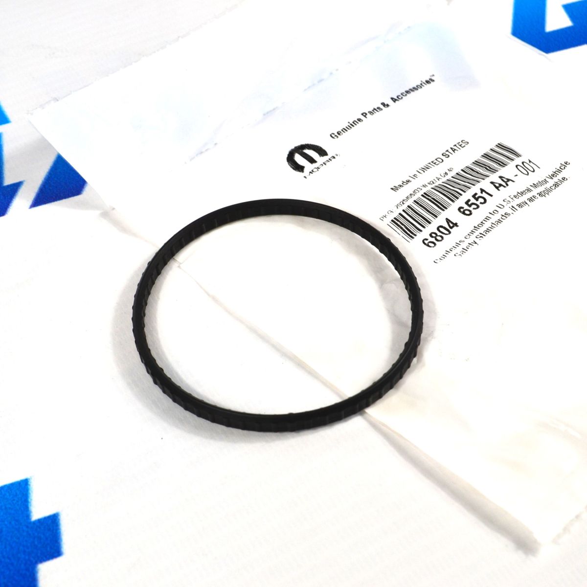 Прокладка теплообменика Jeep Grand Cherokee WK2 V6.4 Hemi 68046551AA