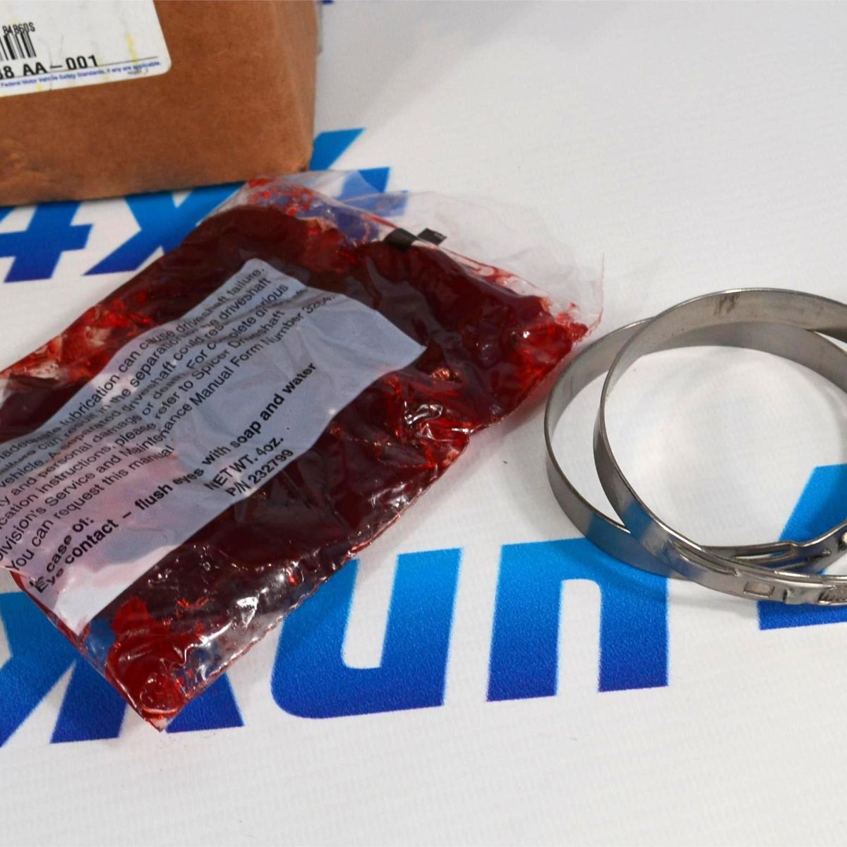 Пыльник переднего карданного вала Jeep Wrangler JL 68400288AA