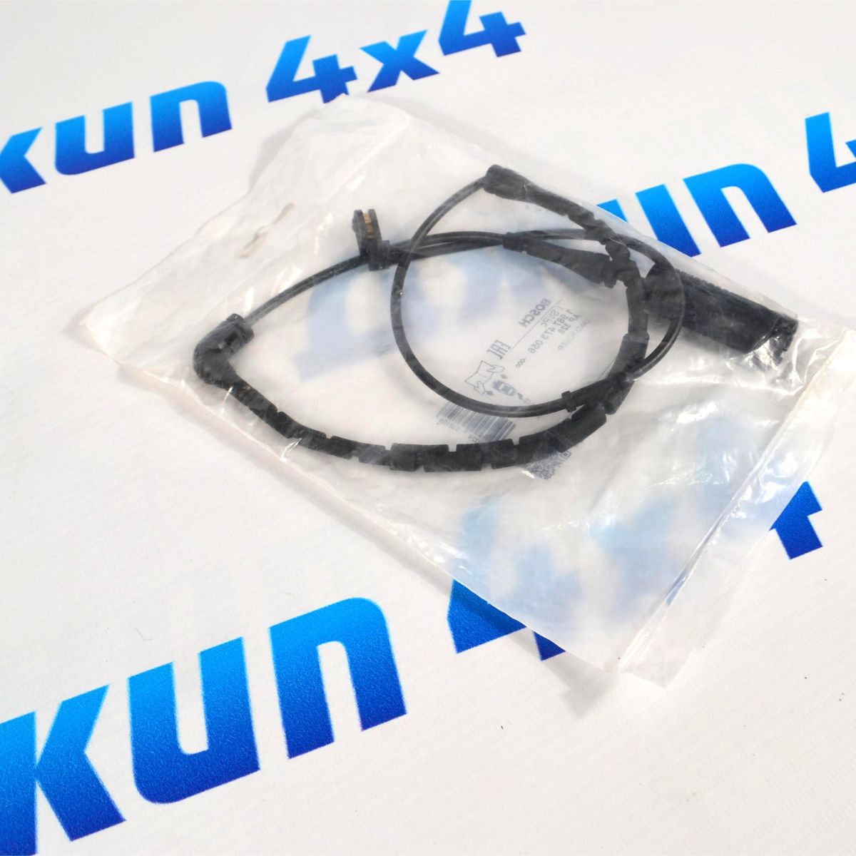 Датчик износа передних тормозных колодок Range Rover L322 V4.2SC V3.6TD SEM500050