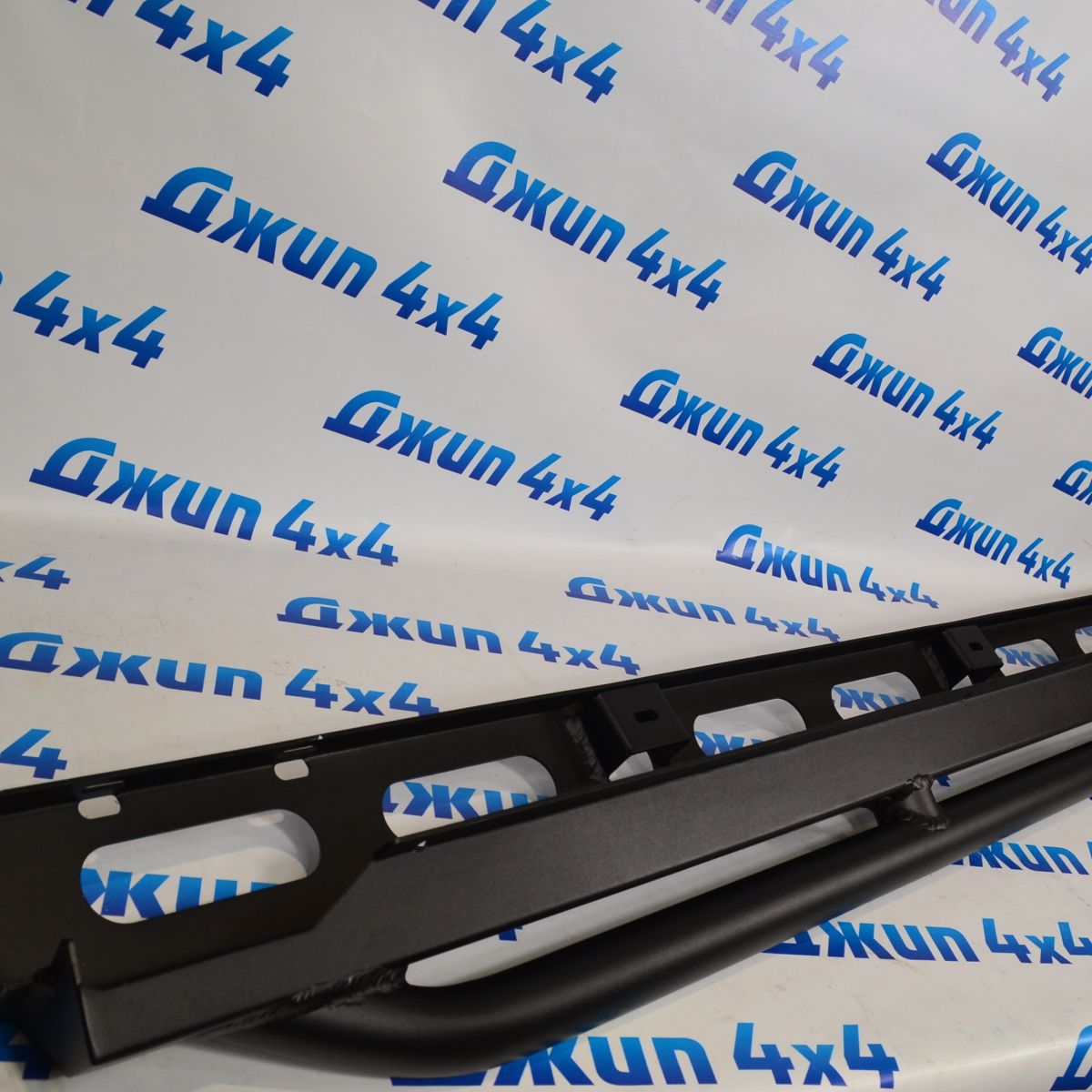Силовые пороги Rock Rails Jeep Grand Cherokee WK2(алюминиевые)