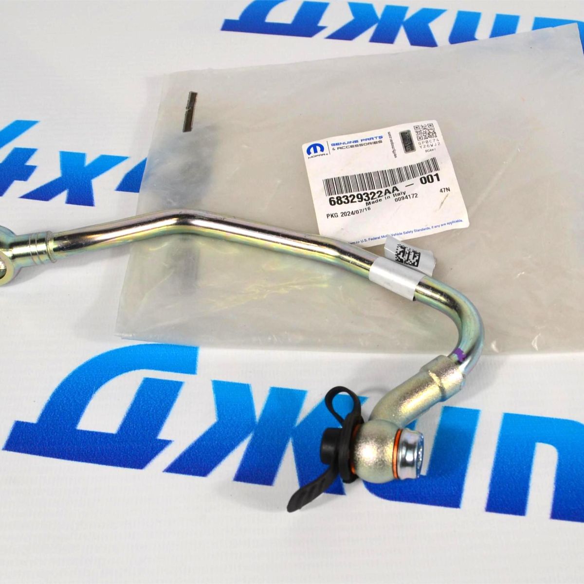 Трубка подачи масла в турбину Jeep Grand Cherokee WK2/Dodge Ram 1500 V3.0CRD 68329322AA