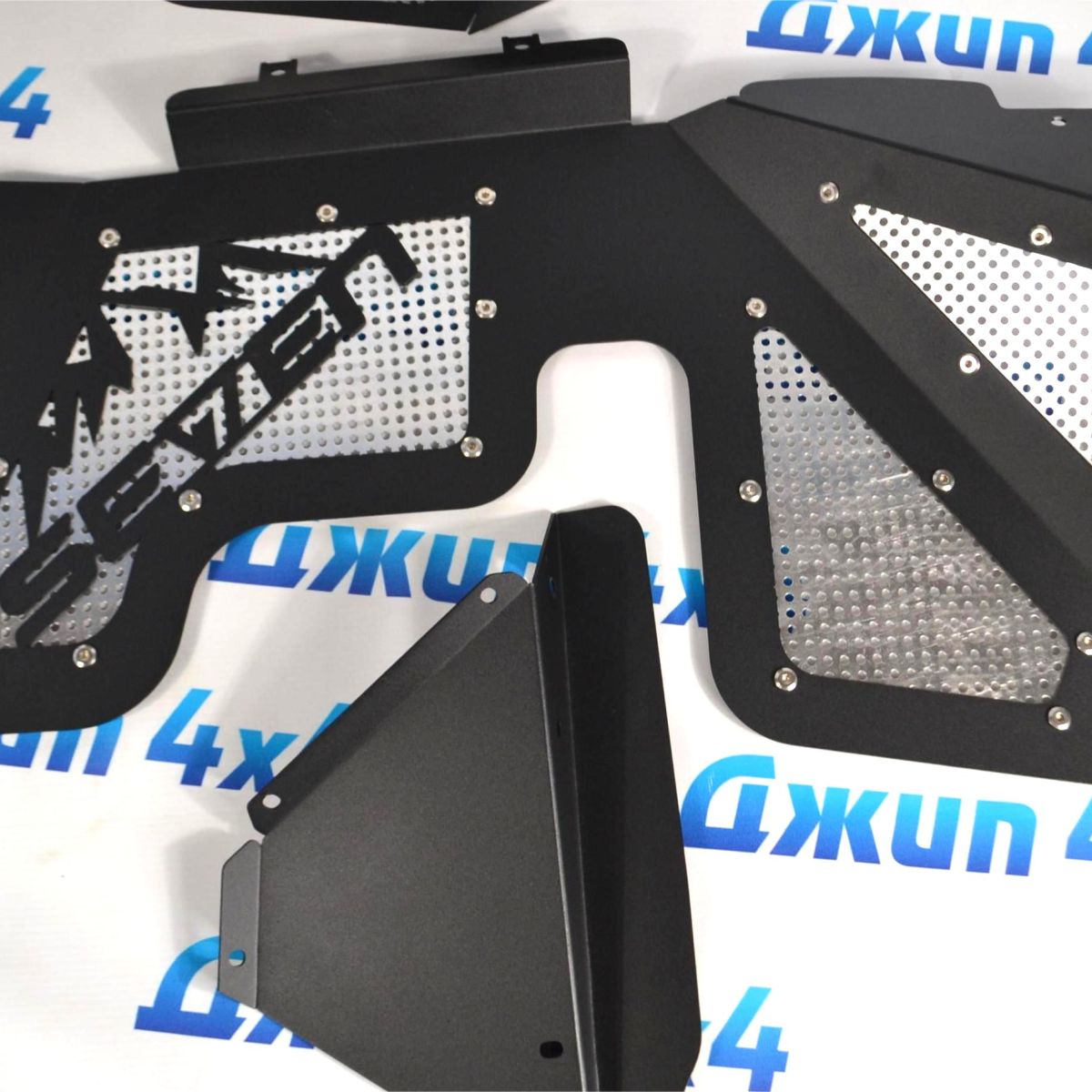 Подкрылки Jeep Wrangler JL (алюминиевые с подсветкой/комплект) 68270814АD
