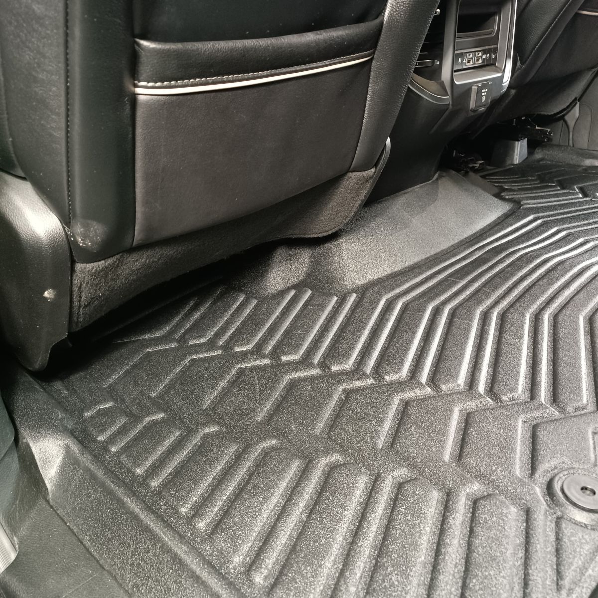 Комплект ковров салонных 3D Dodge Ram 1500 DT 2019- (без органайзером под лавкой)