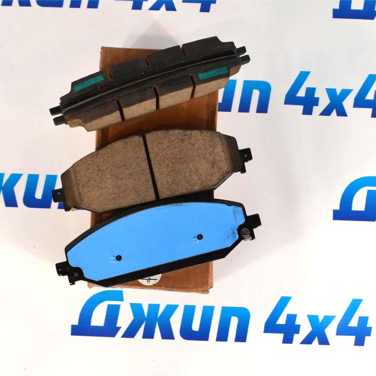 Колодки тормозные передние Dodge Ram TRX/Jeep Wagoneer WS 68520814AC