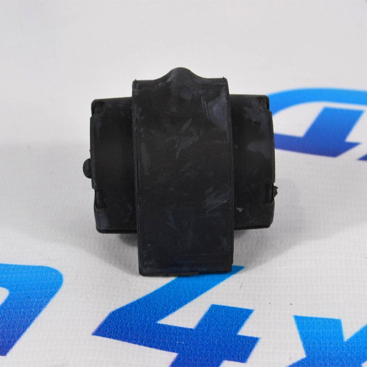 Втулка заднего стабилизатора Land Rover Freelander 2 LR034392