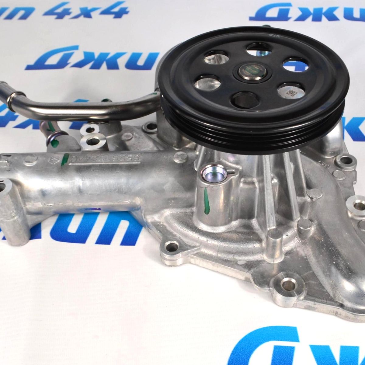Помпа системы охлаждения Dodge Ram 1500 DT/Jeep Wagoneer WS V5.7Hemi E-Torque 68261224AG