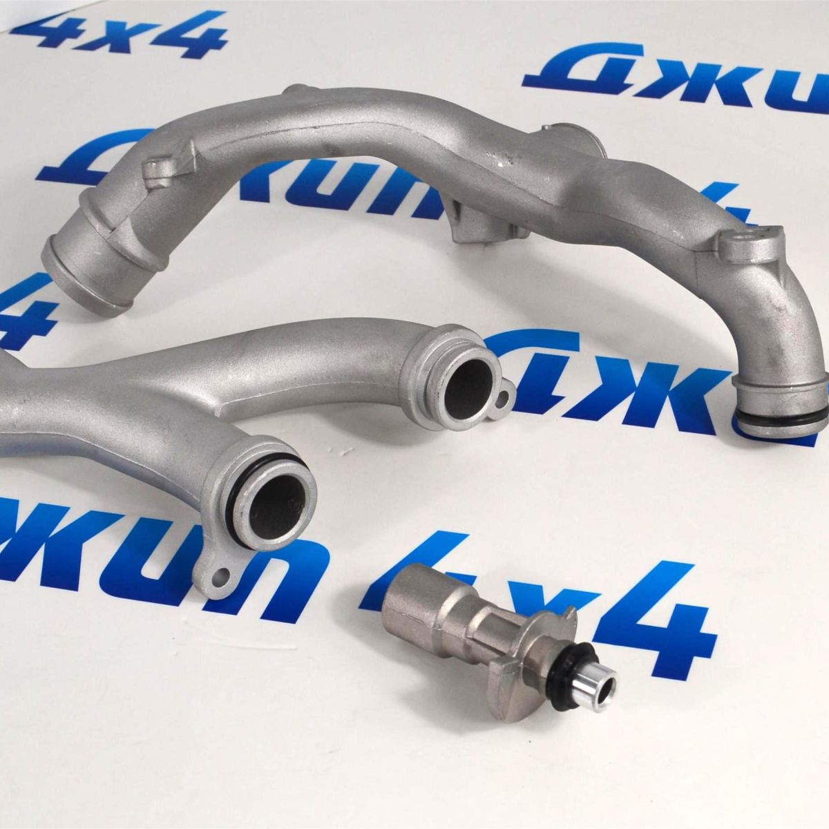 Комплект алюминиевых патрубков системы охладения двигателя Range Rover V5.0SC LR092992/LR090630/LR