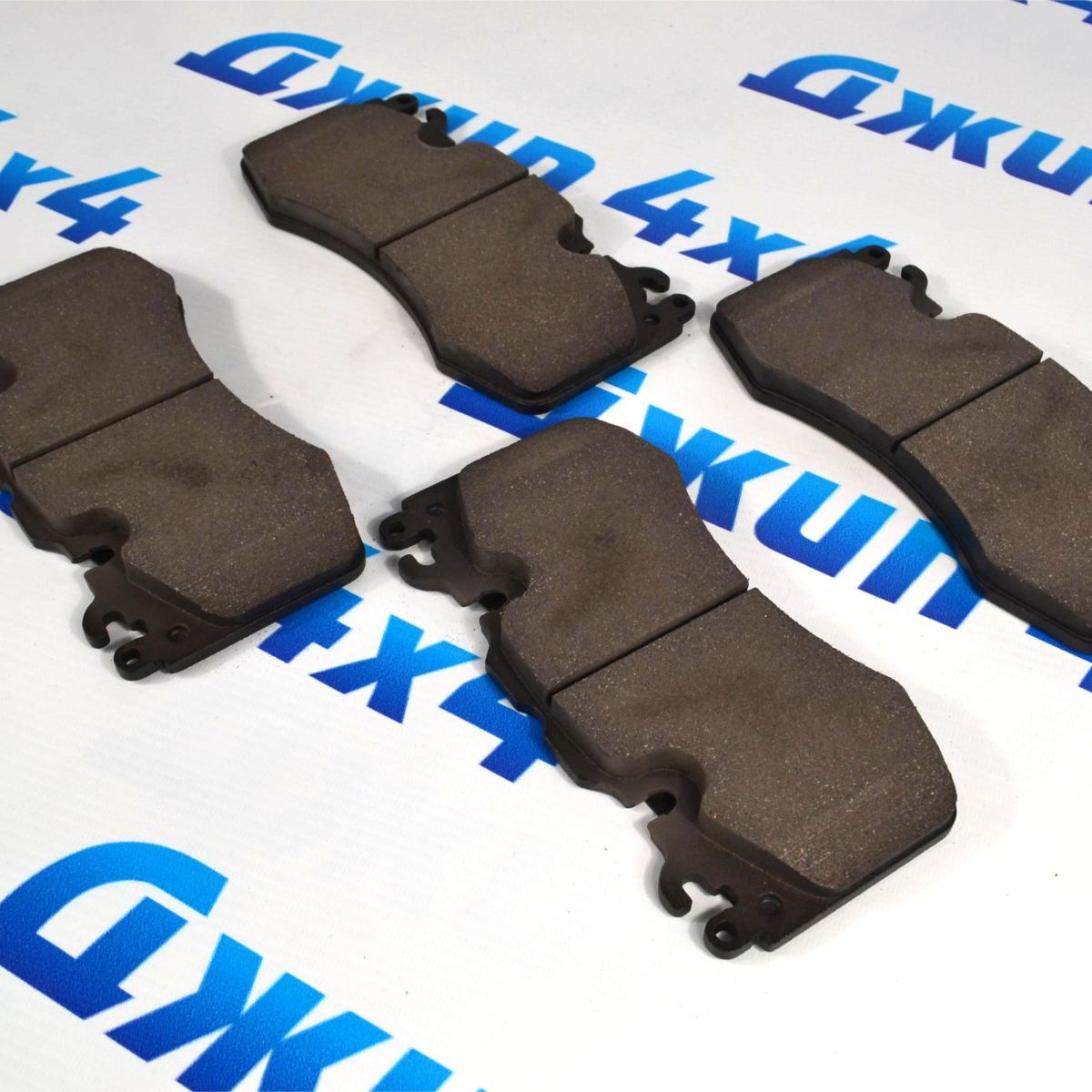 Колодки тормозные передние Range Rover L405/Range Rover Sport L494 LR160069