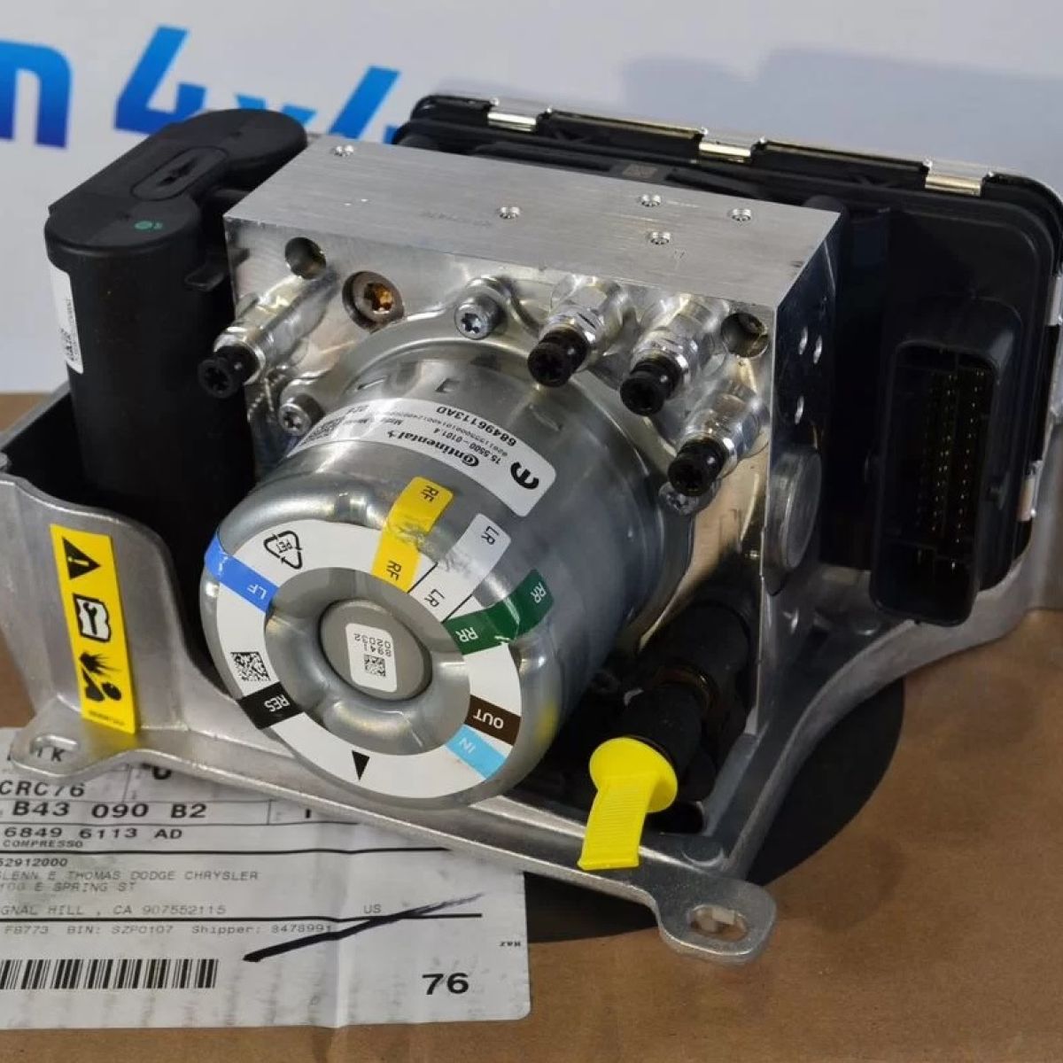 Компрессор пневмоподкачки Dodge Ram 1500 DT 2021-2022 68496113AD
