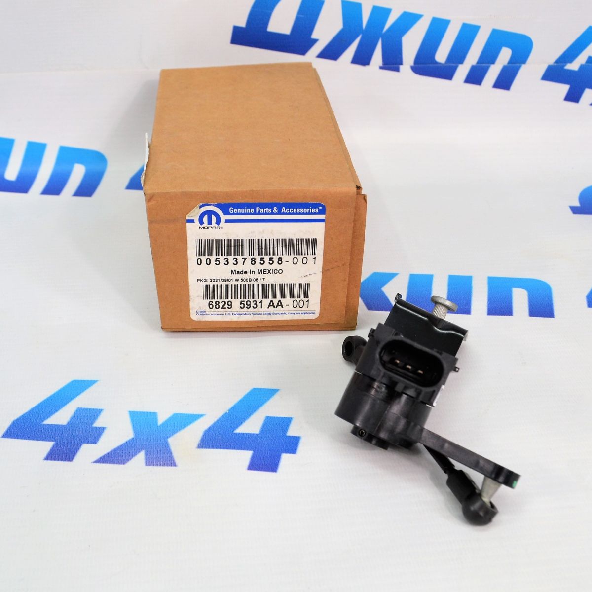 Датчик положения кузова Jeep Wrangler JL (задний) 68295931AA