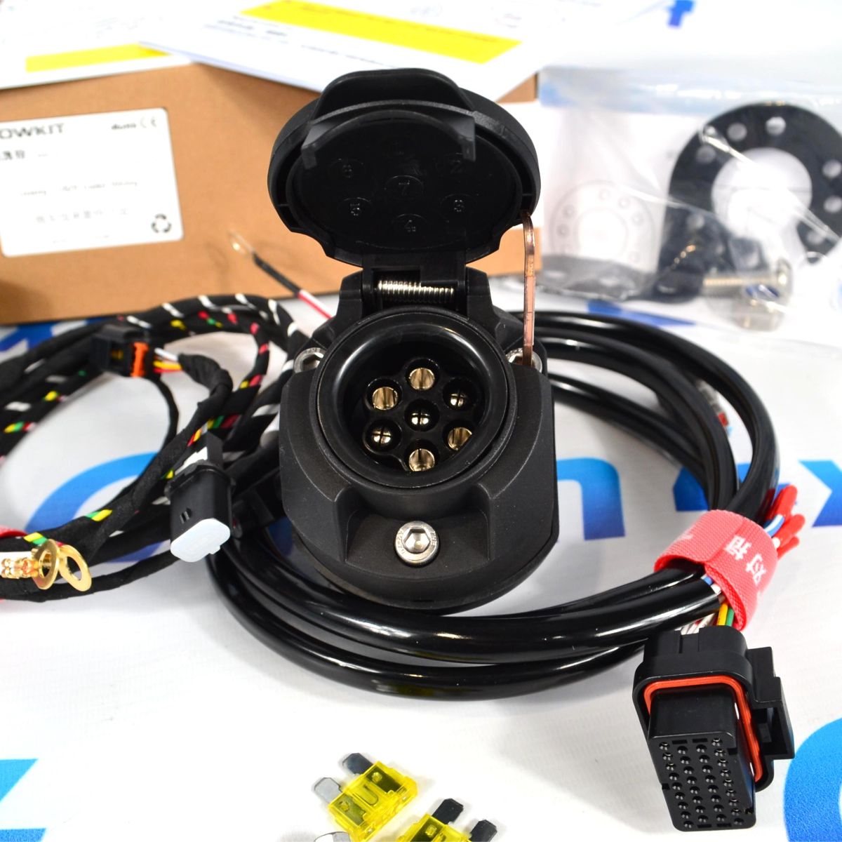 Проводка фаркопа для  LiXiang L7/LiXiang L8/LiXiang L9 (все года) 0TK92703