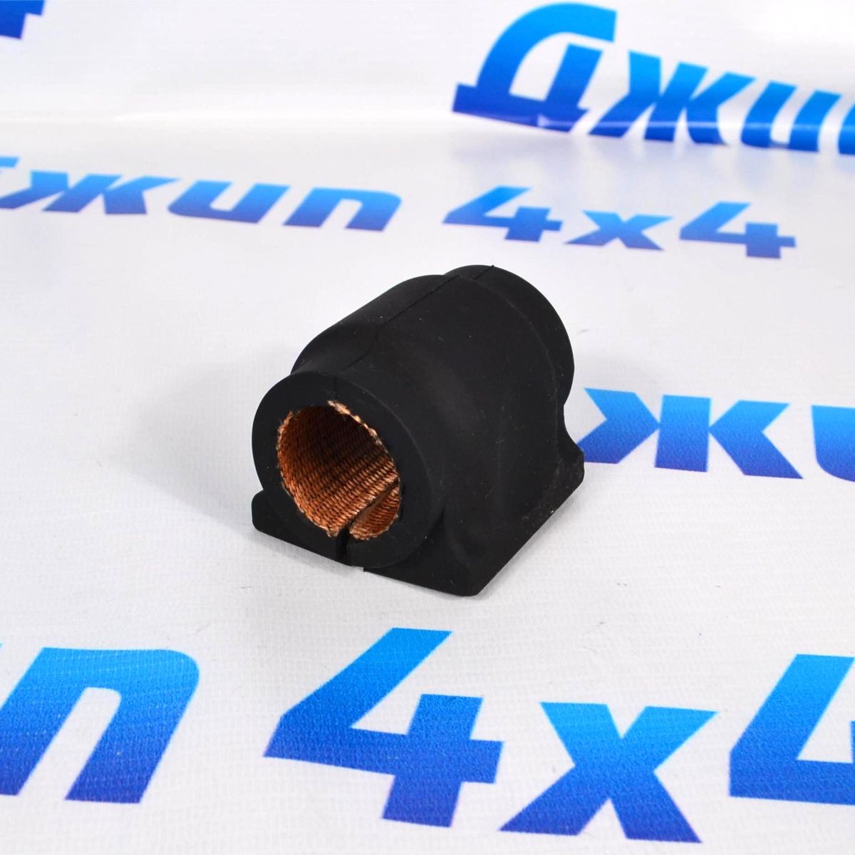 Втулка  переднего стабилизатора Land Rover Discovery L319/Range Rover Sport L320 LR015339