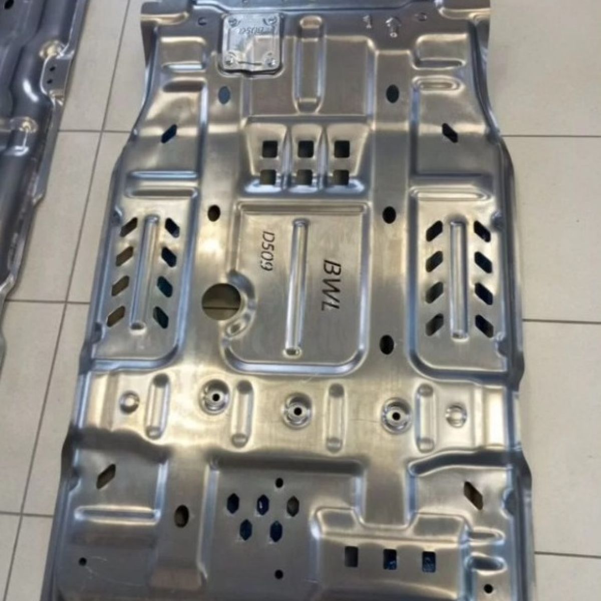 Защита днища Dodge Ram 1500 TRX (алюминий,комплект) 68709206AA