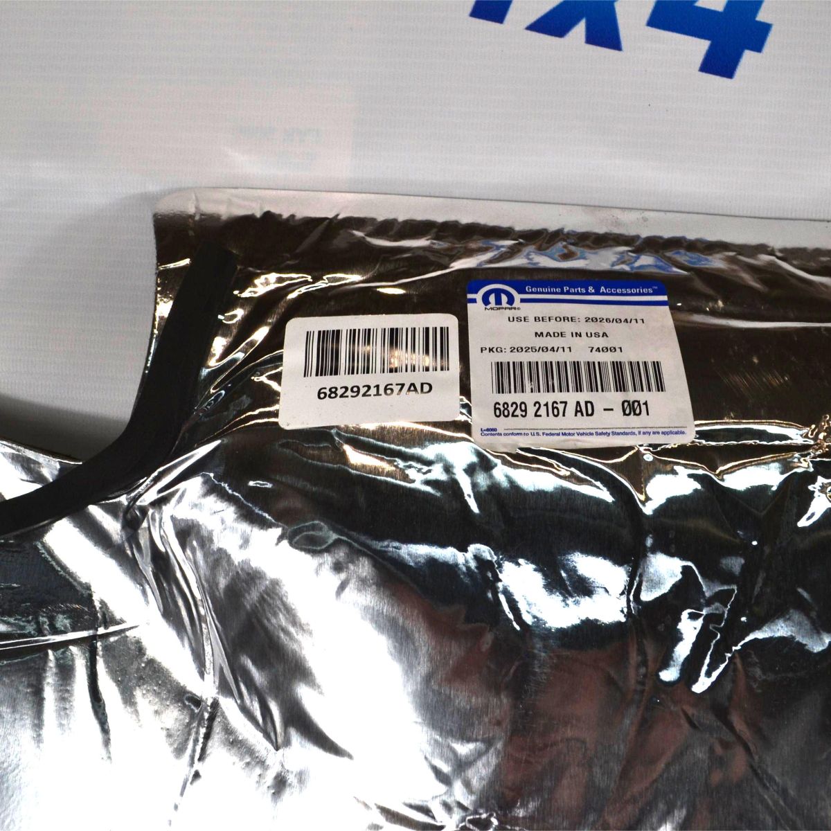 Шумоизоляция капота Jeep Wrangler 2018- 68292167AD